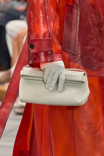 Look 29